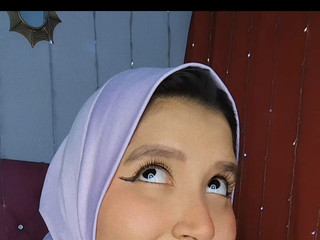 Come keep me company, today I am yours.💜