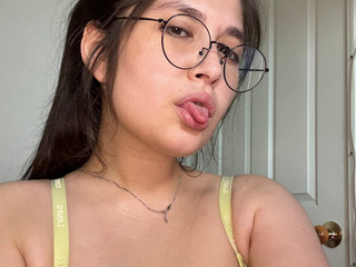 Hello do you want me?
