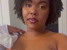 Curvy-maxy9的头像