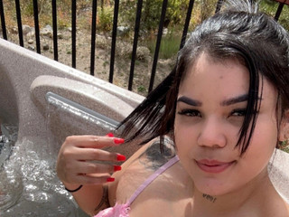 🥰😎😘