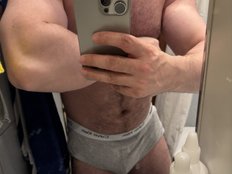 LipBodybuilder Live Webcam on BongaCams