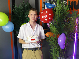 It was my birthday stream 🎂🎁🎈