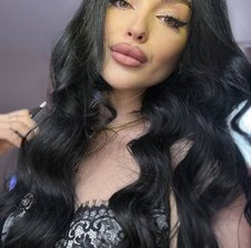 yoursLina