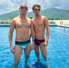 twoboyhot24