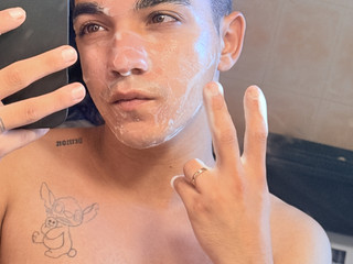 Я или не я.. а  вроде и я 