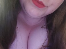 SweetAndCurvy Live Webcam on BongaCams