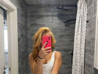 sexy pics from bathroom
