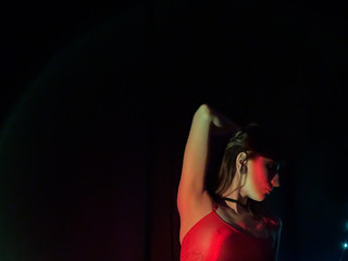 ~ curves in the lights ~