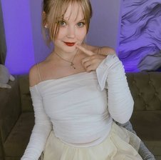 Essie-Fanning