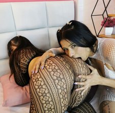 naughty-girls-3