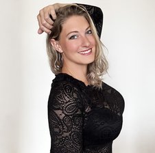 MilfNaomi