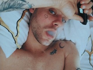 Webcam model Mark_Torch