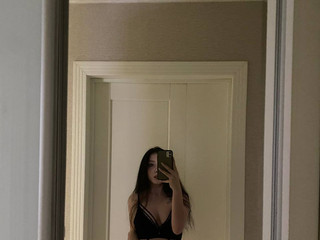 Lovely Elis