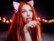 PrettyLilie Live Webcam on BongaCams
