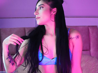 🔥 Drowning you in desire with just one look