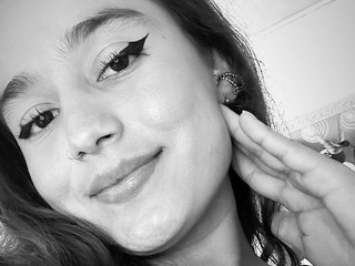 🖤🖤UFF