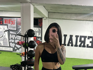 YOUR FIT GIRL🖤