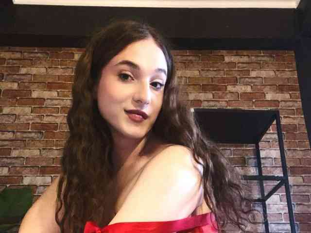 PeachyPixiee