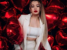 SaraKox Live Webcam on BongaCams