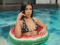 KatieNolanX's avatar