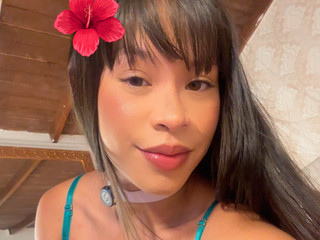 Seductive looks