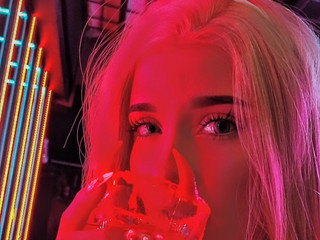 Evil Cinderella and a cocktail 💙