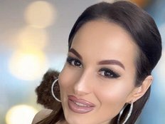 MiraPleasure_'s avatar