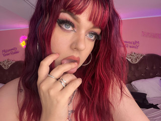 finger suck