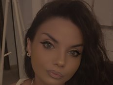 RoxieAnne