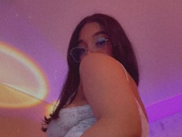 MARIANNA-TAY webcam
