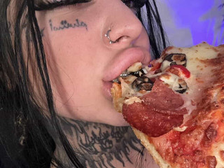 hungryyyy