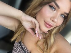 Ella12-