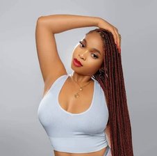 curvy-Queen12