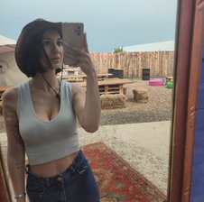 Lil-Vivian
