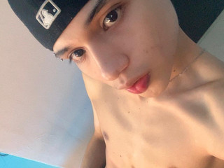 No sé qué es peor: extrañar tu boca… o imaginar lo