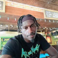 JuicyBlackD83