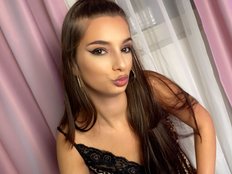 EvelynCoral's avatar