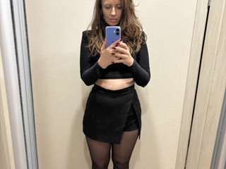Unreally very beautiful and sexual girl 😍🤤🤤