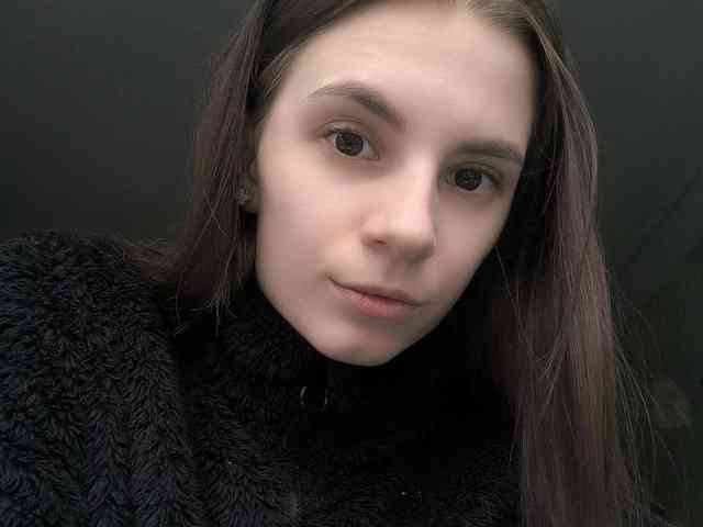 me-la-nia19