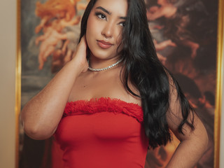 Wrapped in Passion” 💋🎈