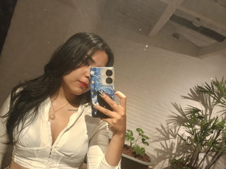 Daily Tease 🤭