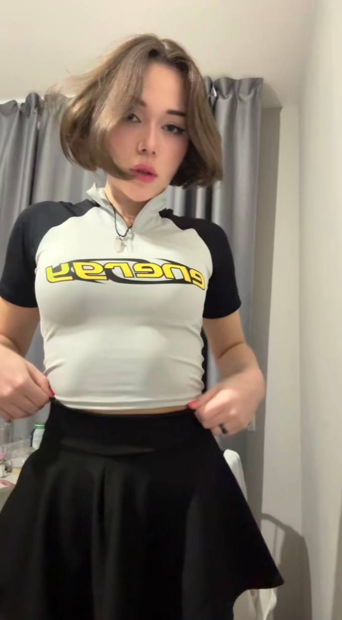 LupeVillari more aboute me image: 1