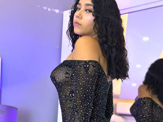 💋