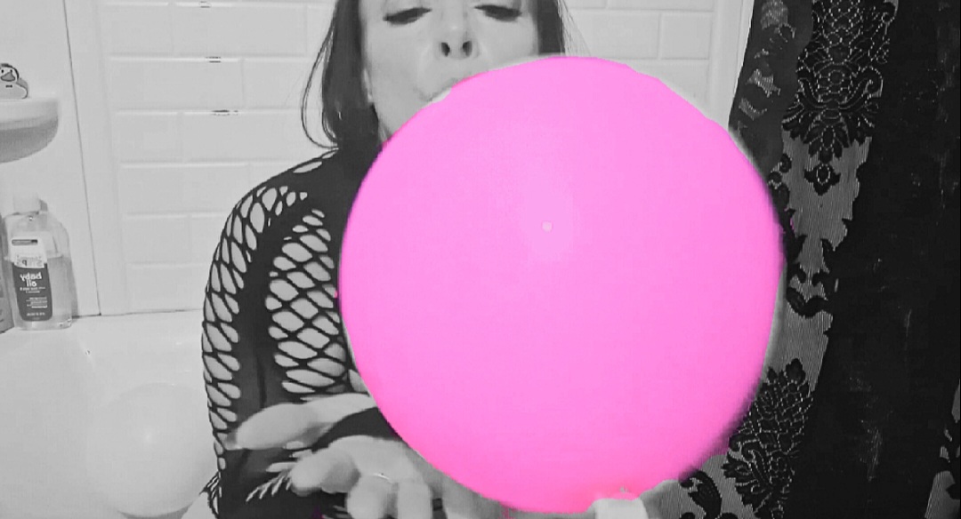 Bambi-40 I LOVE IT image: 1