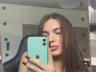 VELVET 🍑💄
