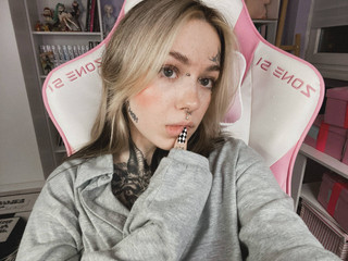 me 8