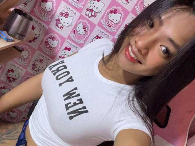 AsianLovelyDoll22