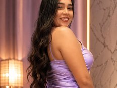 naylahot18