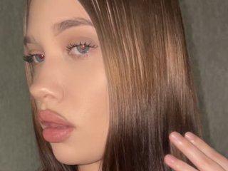 Glossmixdoll