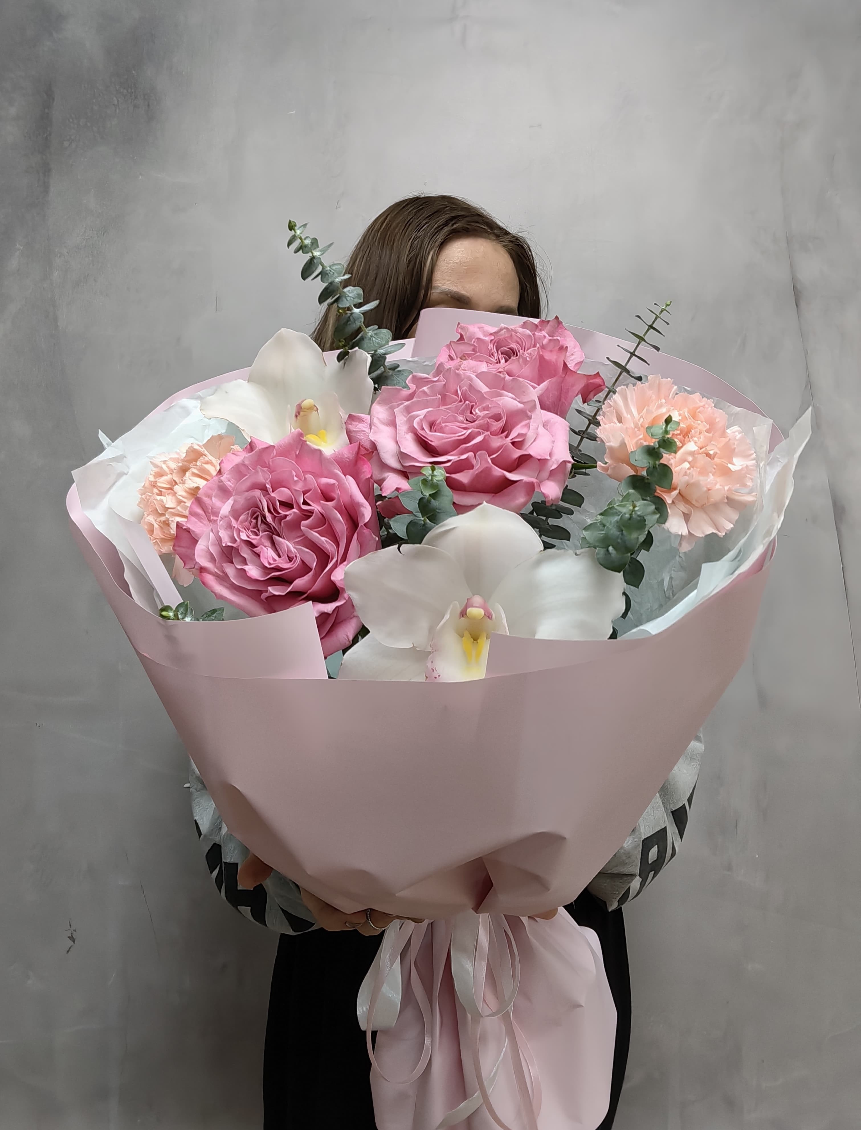 DramaVelvet 🙈 image: 1